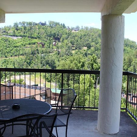 Gatlinburg Chateau Condo 510 Bagian luar foto